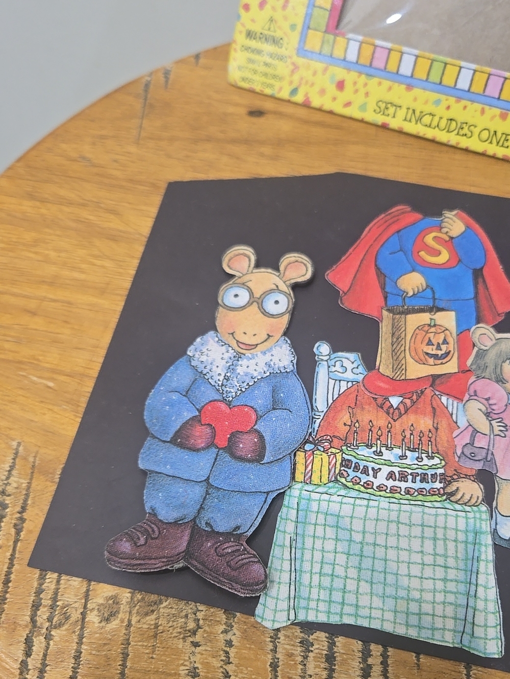 Vintage 1996 Arthur MagiCloth Magnet Doll Toy - Picture 12 of 12